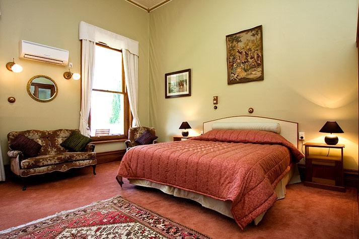 Hotel Ugbrooke Country Estate Lower Dashwood Exteriér fotografie